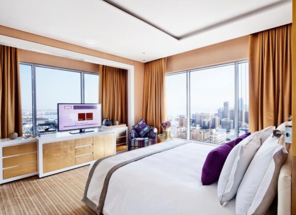 The Deluxe Suite